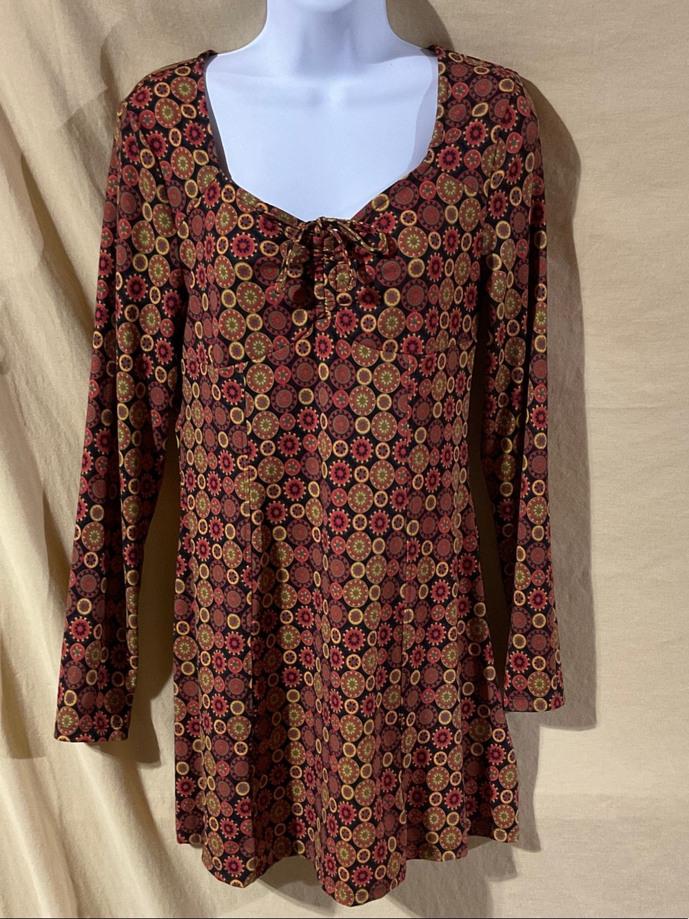 SO Size M Floral Medallion Long Sleeve Dress